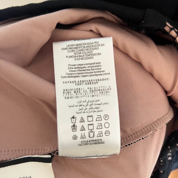 BCBGMaxAzria Leona Black Lace Dress Size Small - Picture 9 of 10